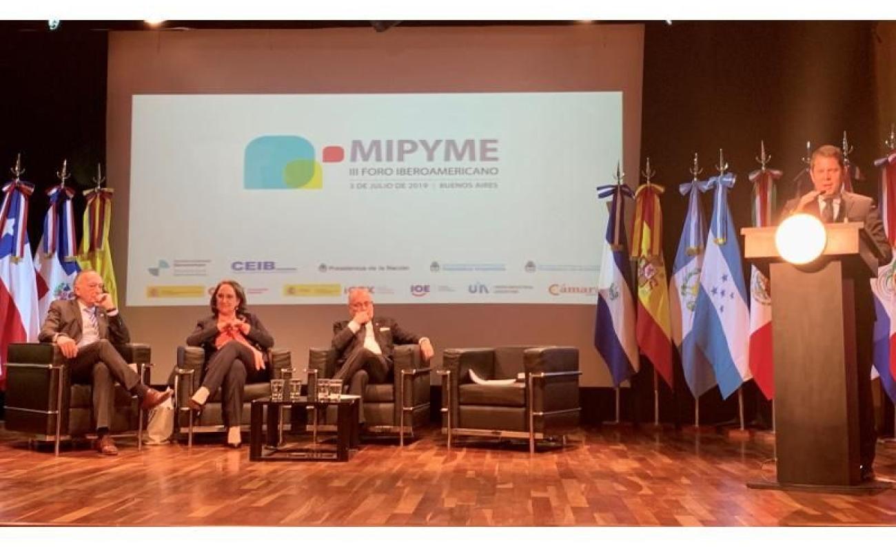 Gerardo Cuerva durante la inauguración del III Foro Iberoamericano de la Mipyme