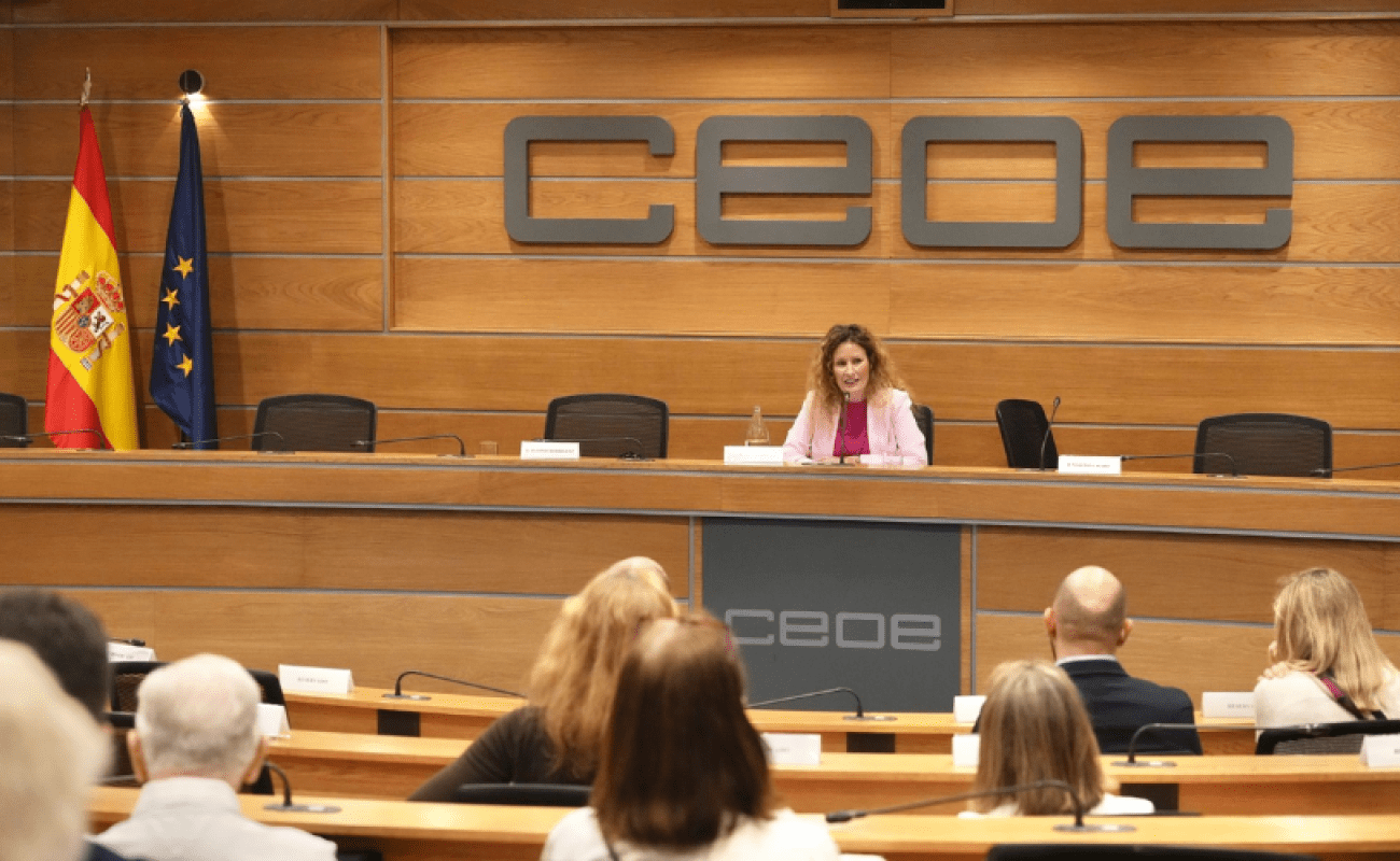 May López presentando el II Observatorio de la Sostenibilidad en Iberoamérica