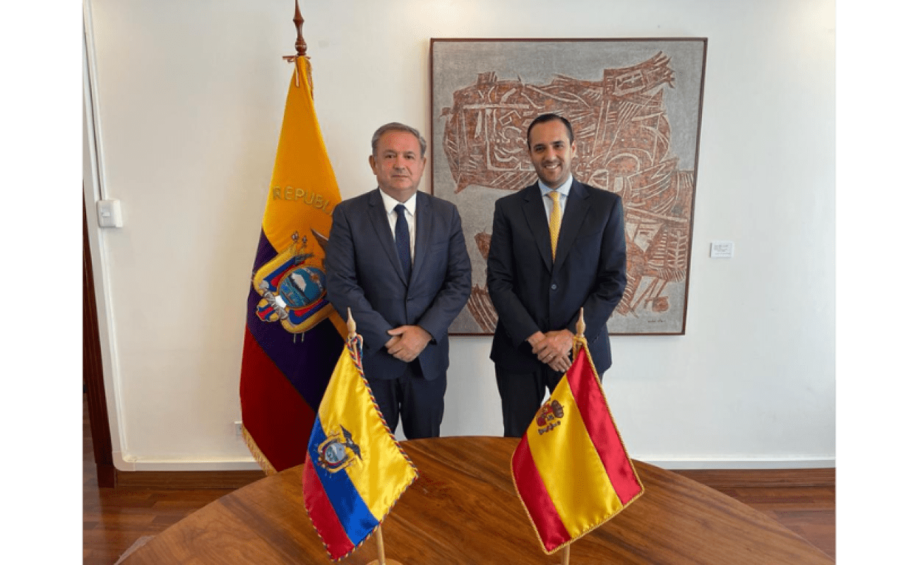 Narciso Casado y el Canciller de Ecuador se reúnen en Quito en el marco de la visita del PG, Pedro Sánchez, a Ecuador