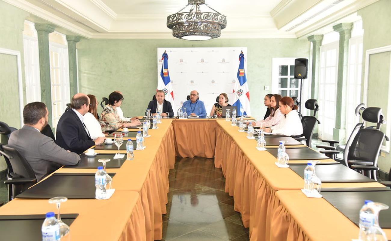 Narciso Casado durante la reunión con representantes del Ministerio de Asuntos Exteriores de República Dominicana