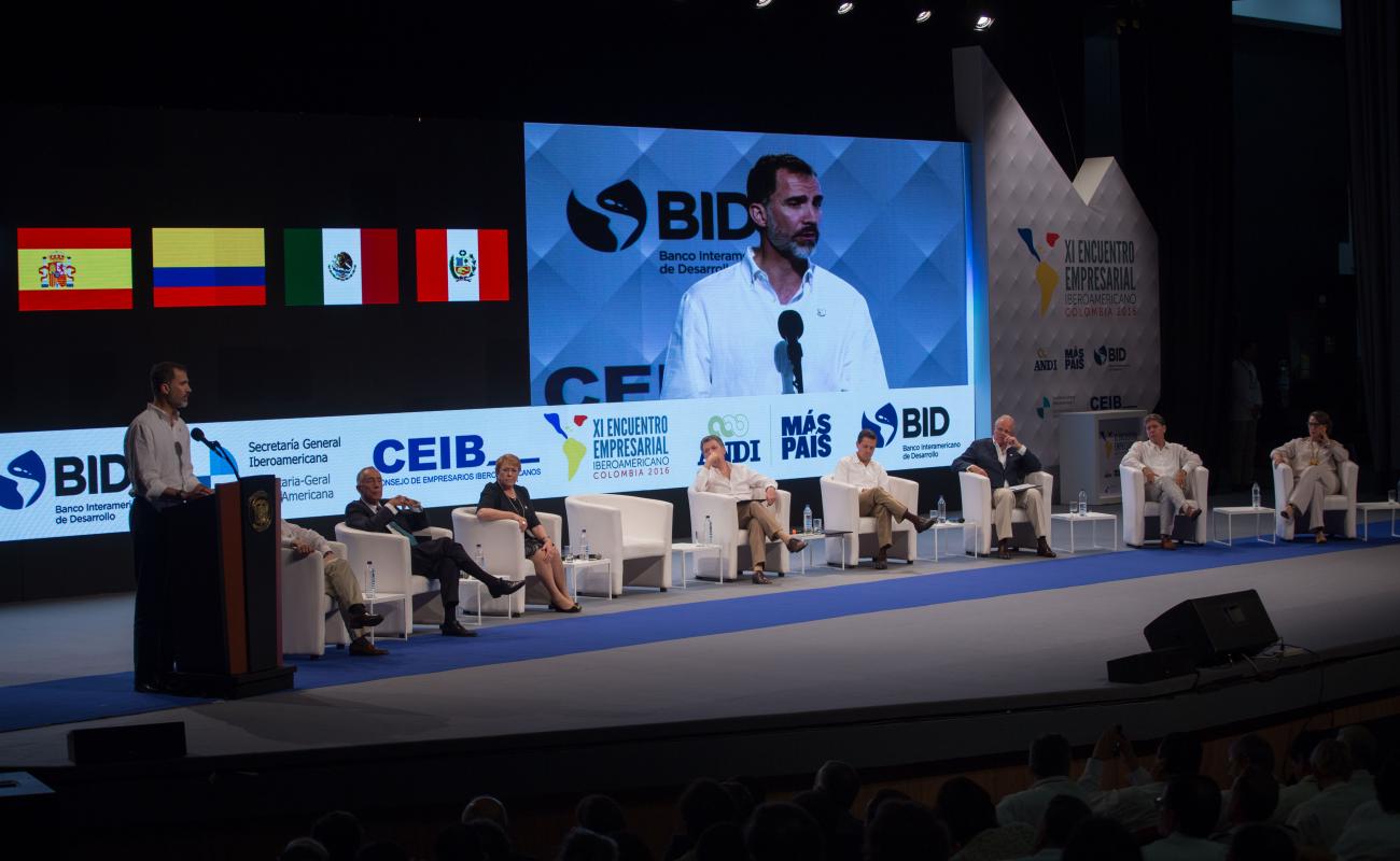 s.m.-el-rey-clausura-el-xi-encuentro-empresarial-iberoamericano.jpg