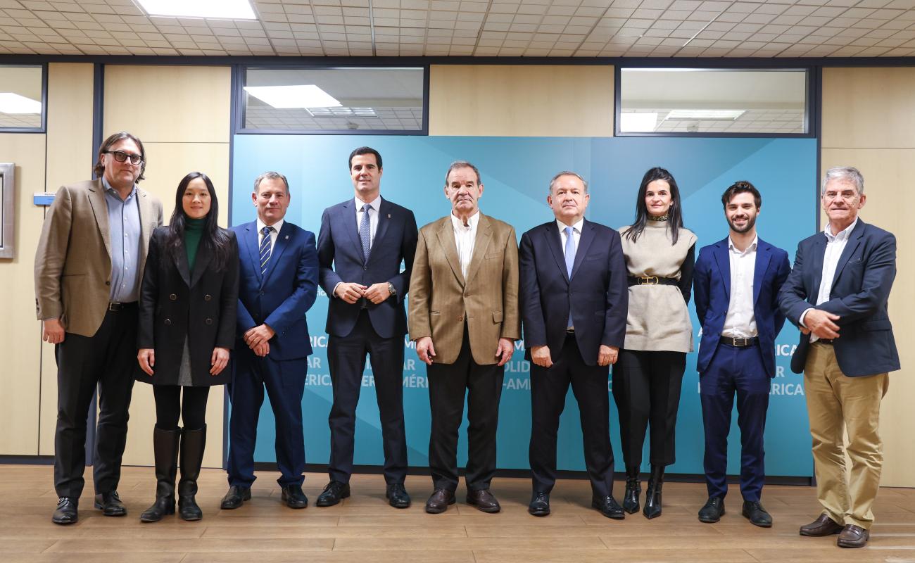 reunión VII foro mipymes en SEGIB