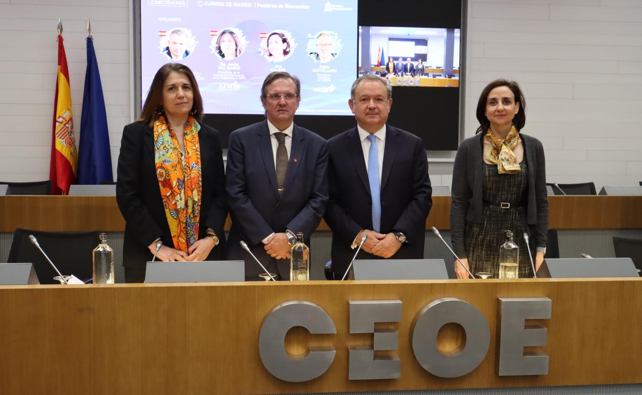 Participantes en la inauguración de CERTAL
