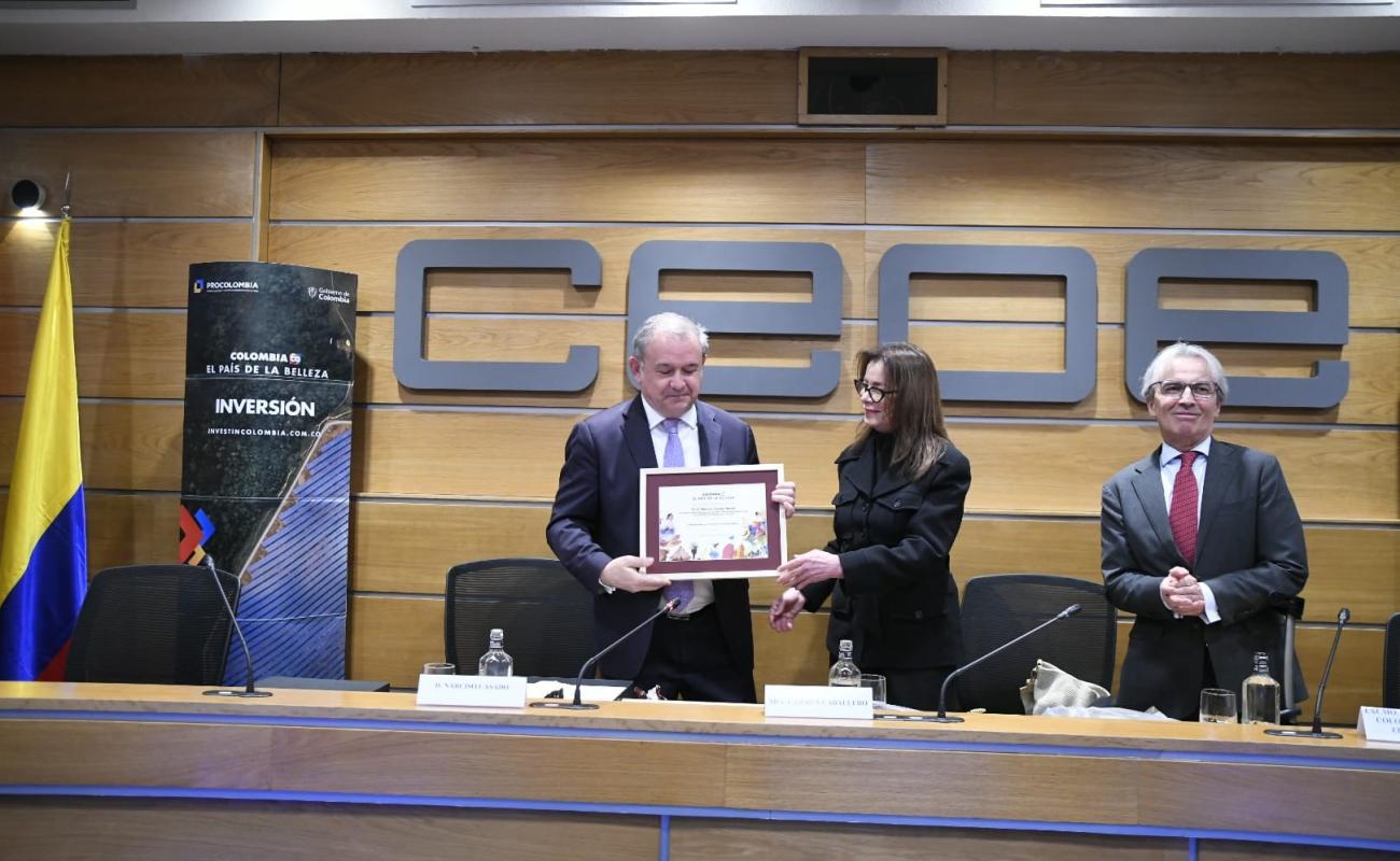 Narciso Casado, durante su nombramiento en CEOE como Embajador de Corazón de la Marca País Colombia