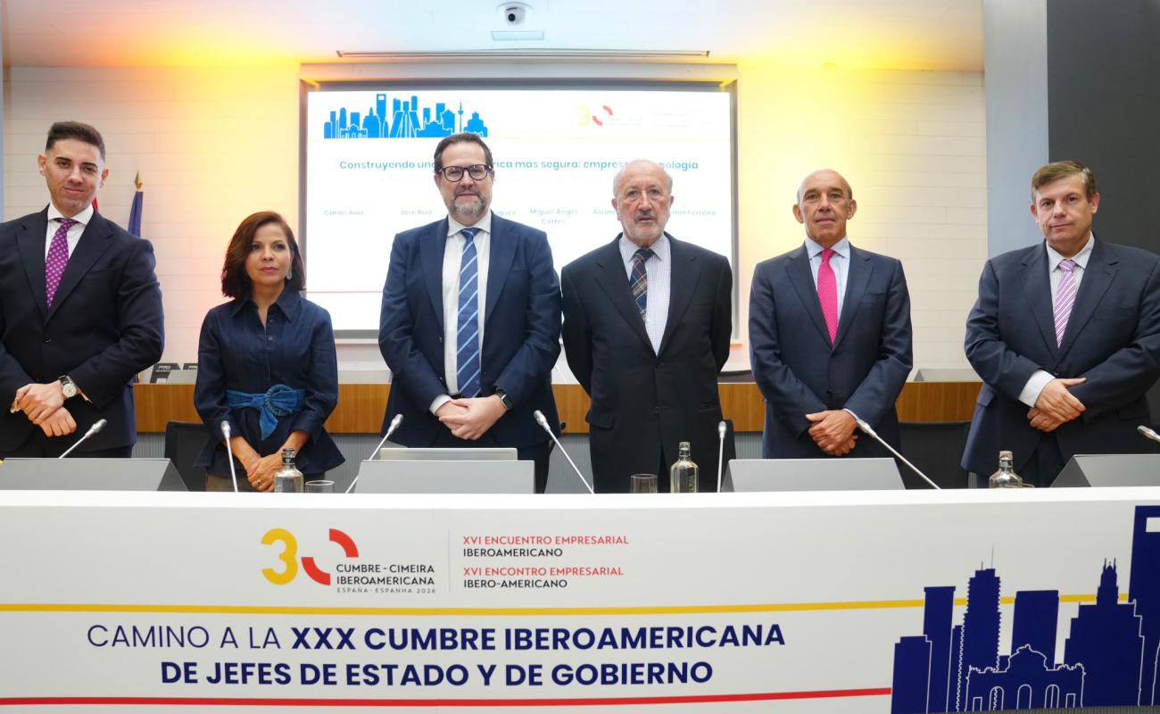 panel empresa tecnología