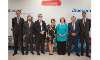 Rebeca Grynspan y Narciso Casado junto a representantes de Cibecom