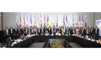 Representantes del sector público y privado de 22 Iberoamérica durante la primera jornada del Foro de la Miyme