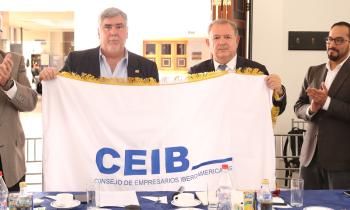 traspaso de presidencia pro tempore de CEIB a Francisco Jarrín