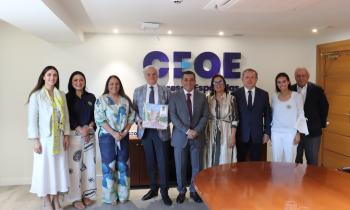 Participantes en la reunión con el alcalde de Cartagena de Indias en CEOE
