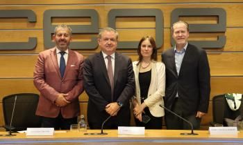 Participantes en la jornada OCDE