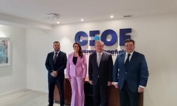 Participantes en la reunión de trabajo en CEOE con la gobernadora de Aguas Calientes