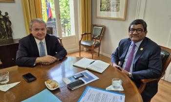 Narciso Casado durante su reunión con el ministro de Producción de Ecuador, Luis Alberto Jaramillo